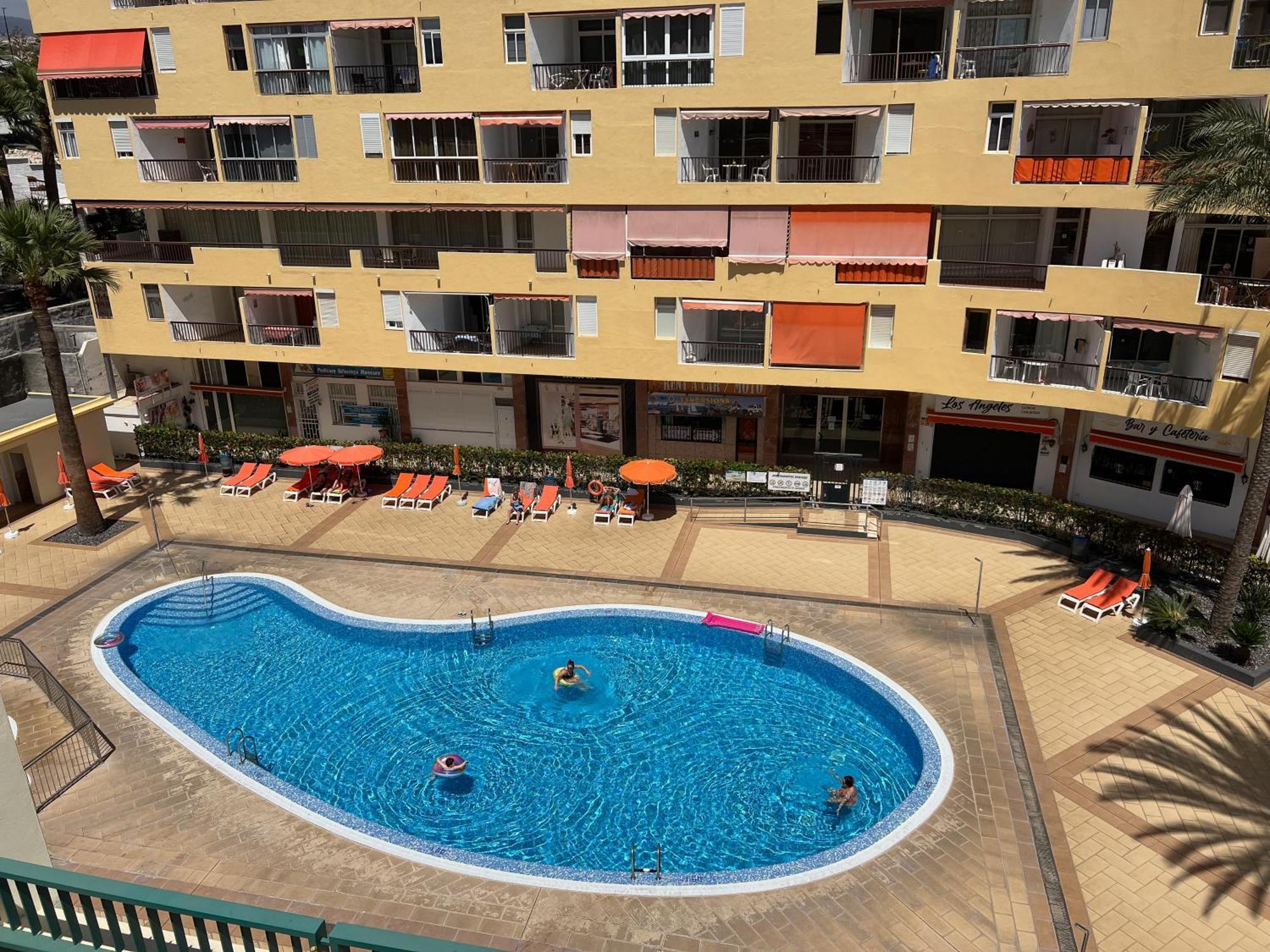 Carmen Beachfront Escape Apartment Los Cristianos  Luaran gambar